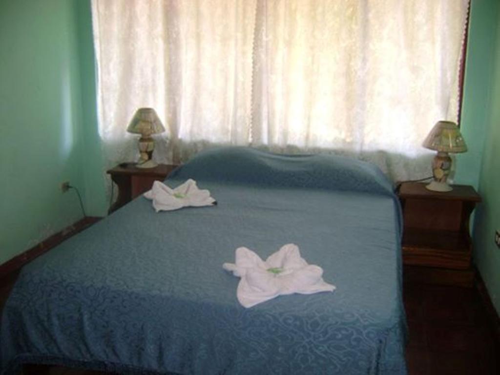 Hotel Jackie'S House Puntarenas Ruang foto